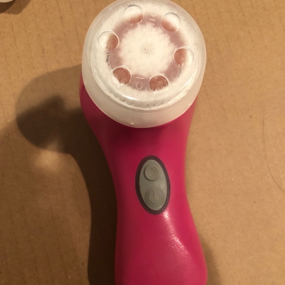 Clarisonic Mia 2 Bundle - Picture 2 of 5